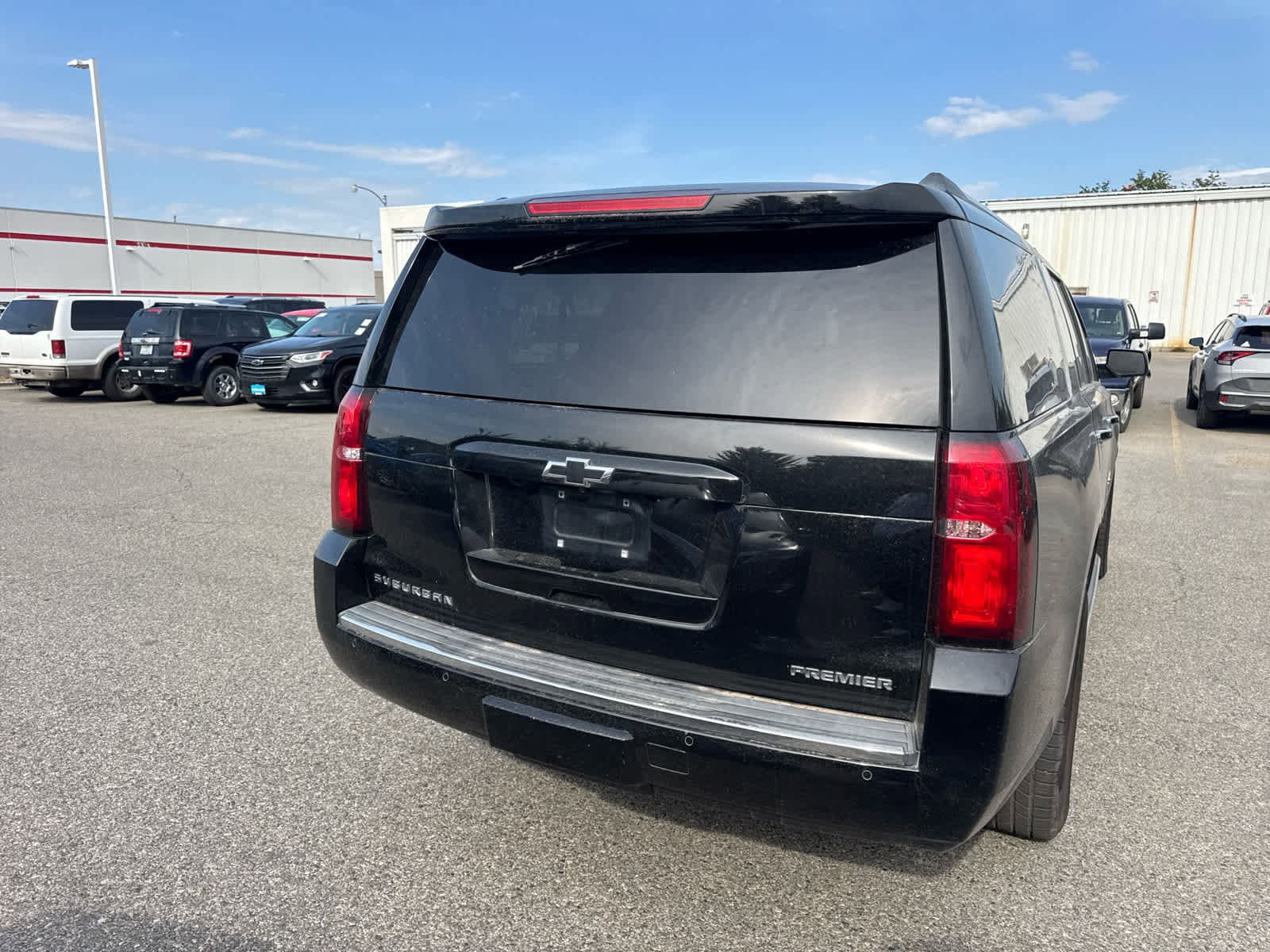 Thumbnail: 2020 Chevrolet Suburban - 17