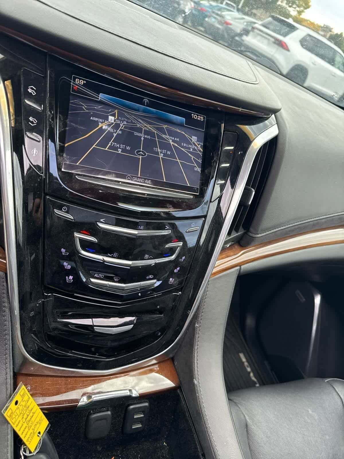 Thumbnail: 2016 Cadillac Escalade - 40