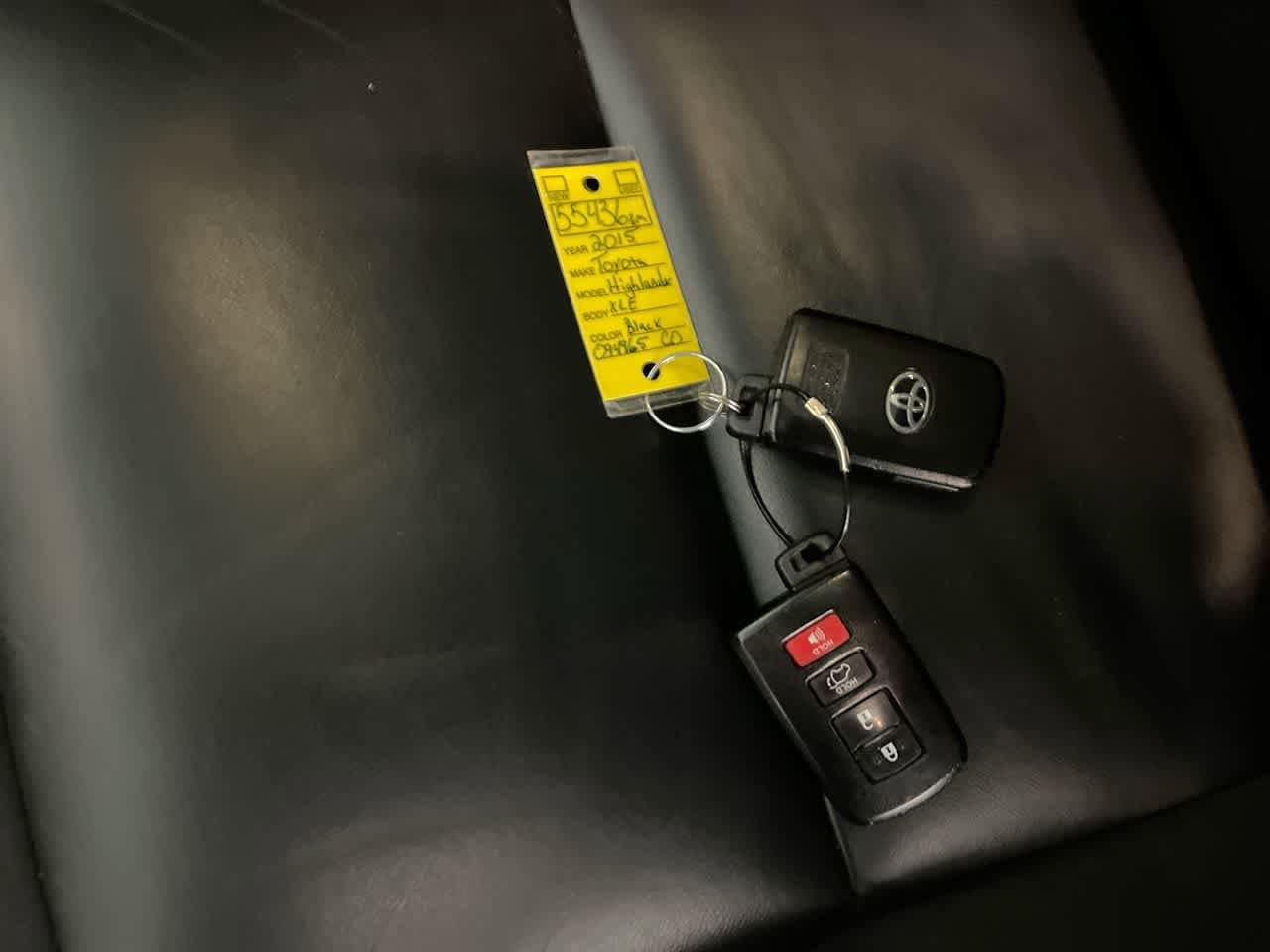 Thumbnail: 2015 Toyota Highlander - 27