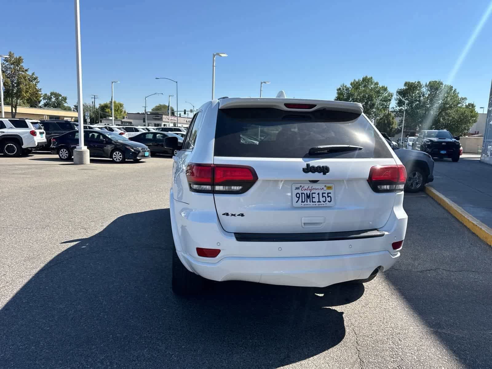 Thumbnail: 2018 Jeep Grand Cherokee - 7