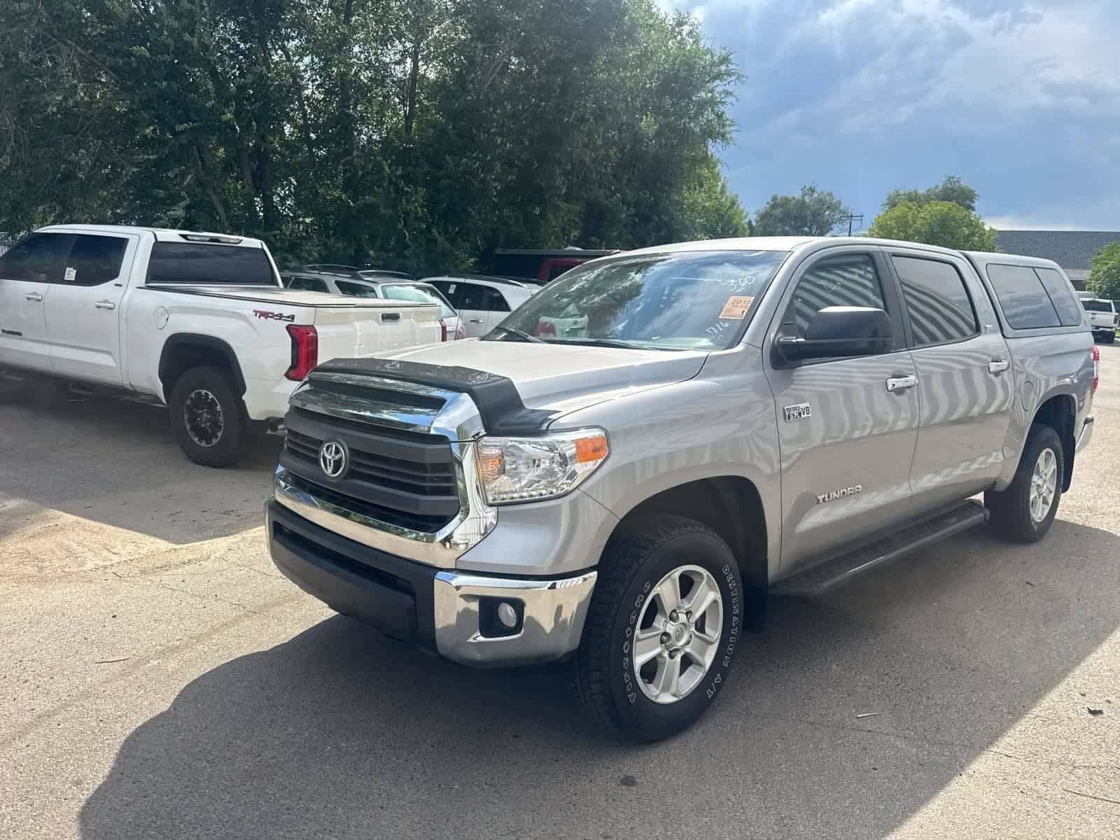 Thumbnail: 2015 Toyota Tundra - 2