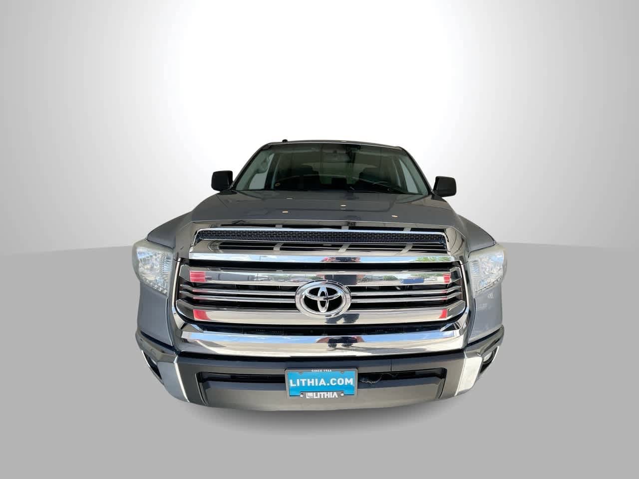Thumbnail: 2017 Toyota Tundra - 3