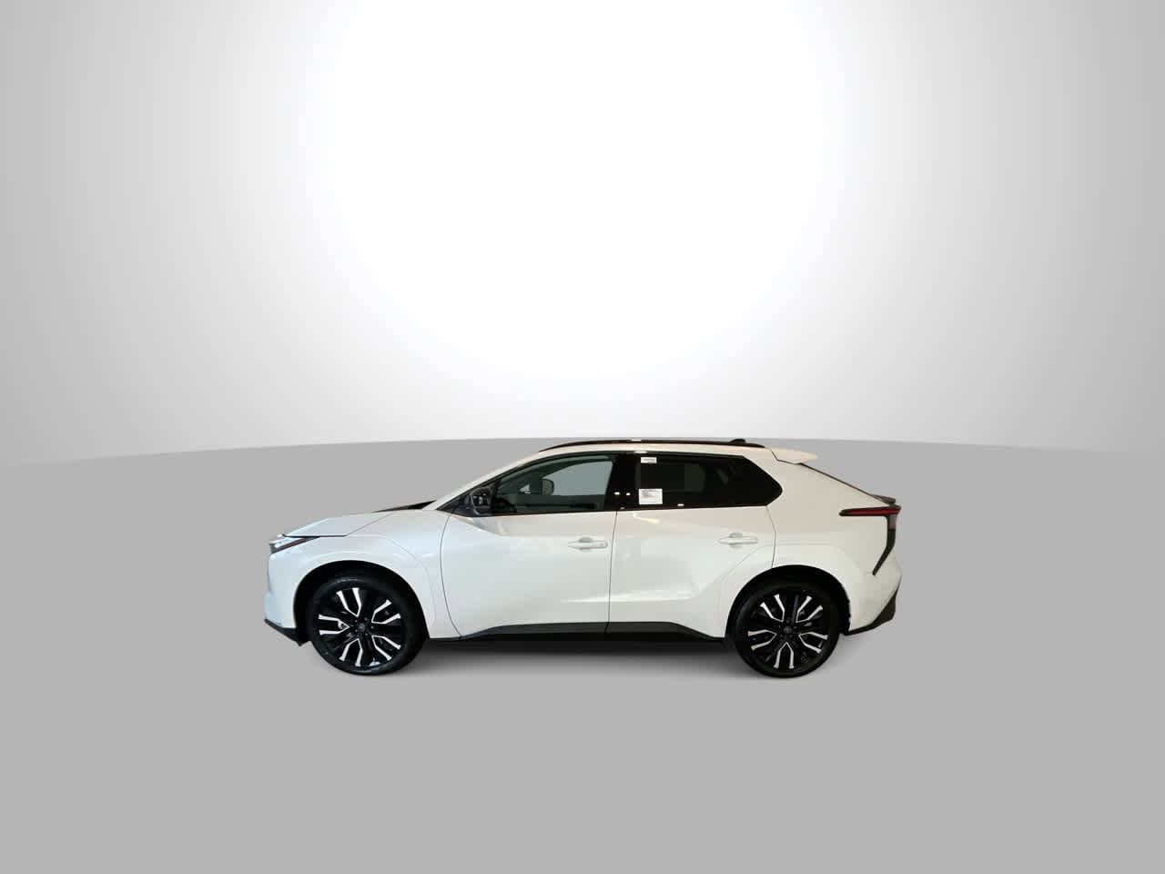 Thumbnail: 2026 Toyota bZ - 5