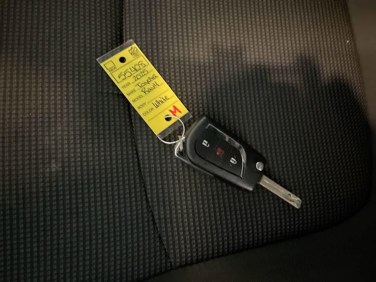 Thumbnail: 2025 Toyota RAV4 - 26