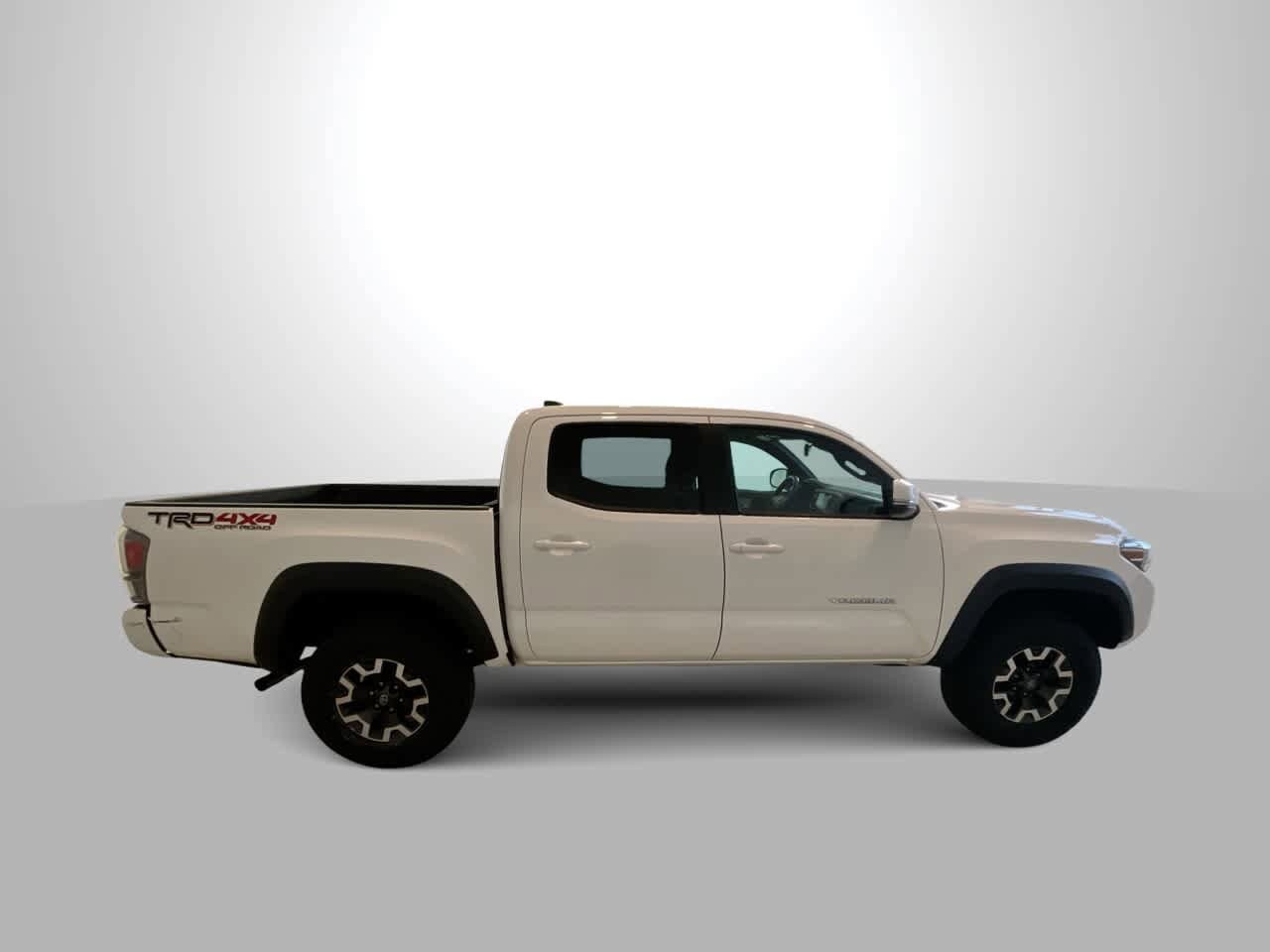 Thumbnail: 2021 Toyota Tacoma - 9