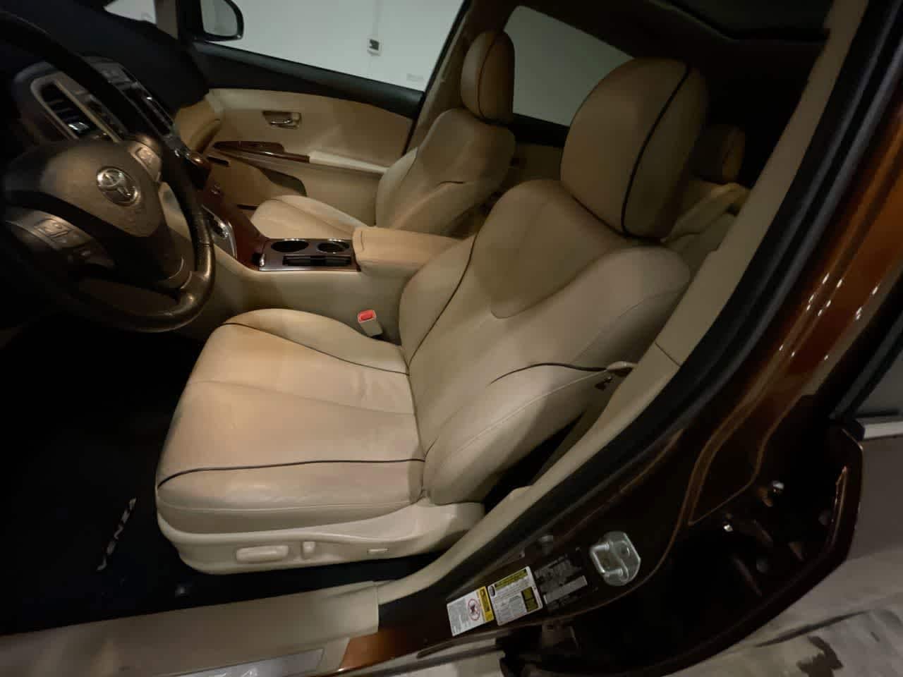 Thumbnail: 2009 Toyota Venza - 11