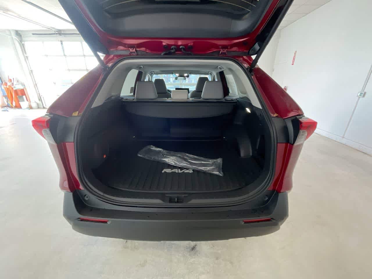 Thumbnail: 2025 Toyota RAV4 - 24