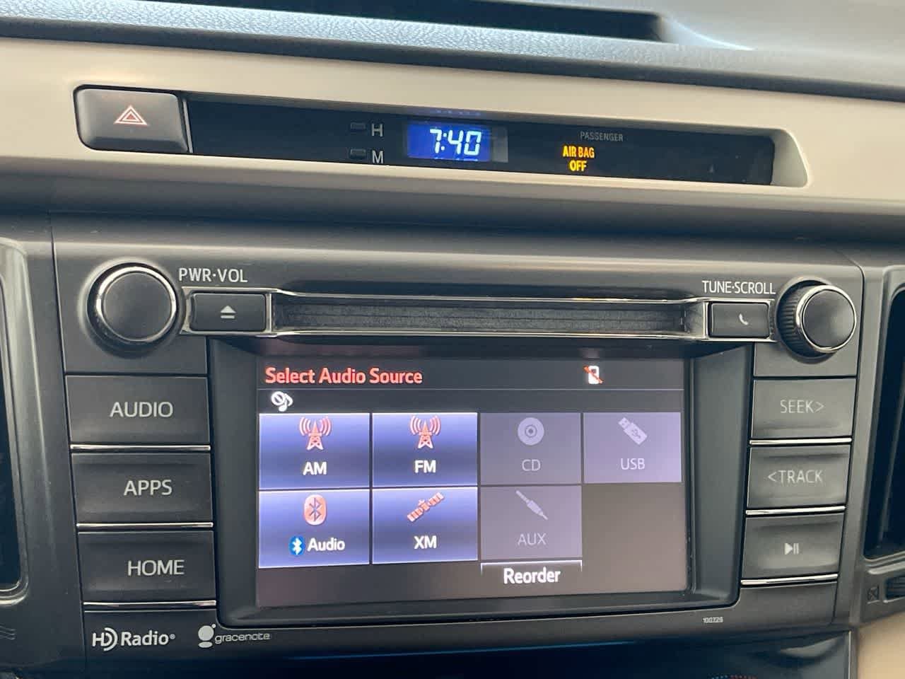 Thumbnail: 2015 Toyota RAV4 - 16