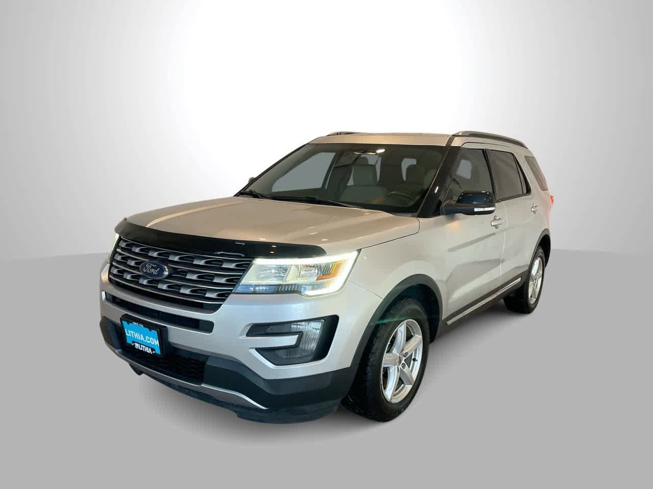 2016 Ford Explorer XLT's photo