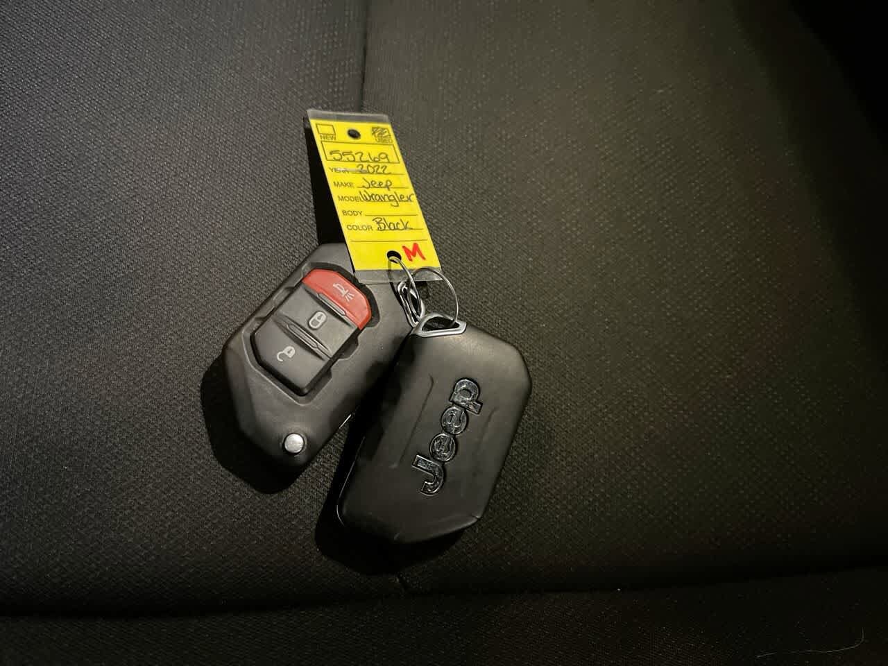 Thumbnail: 2022 Jeep Wrangler - 27