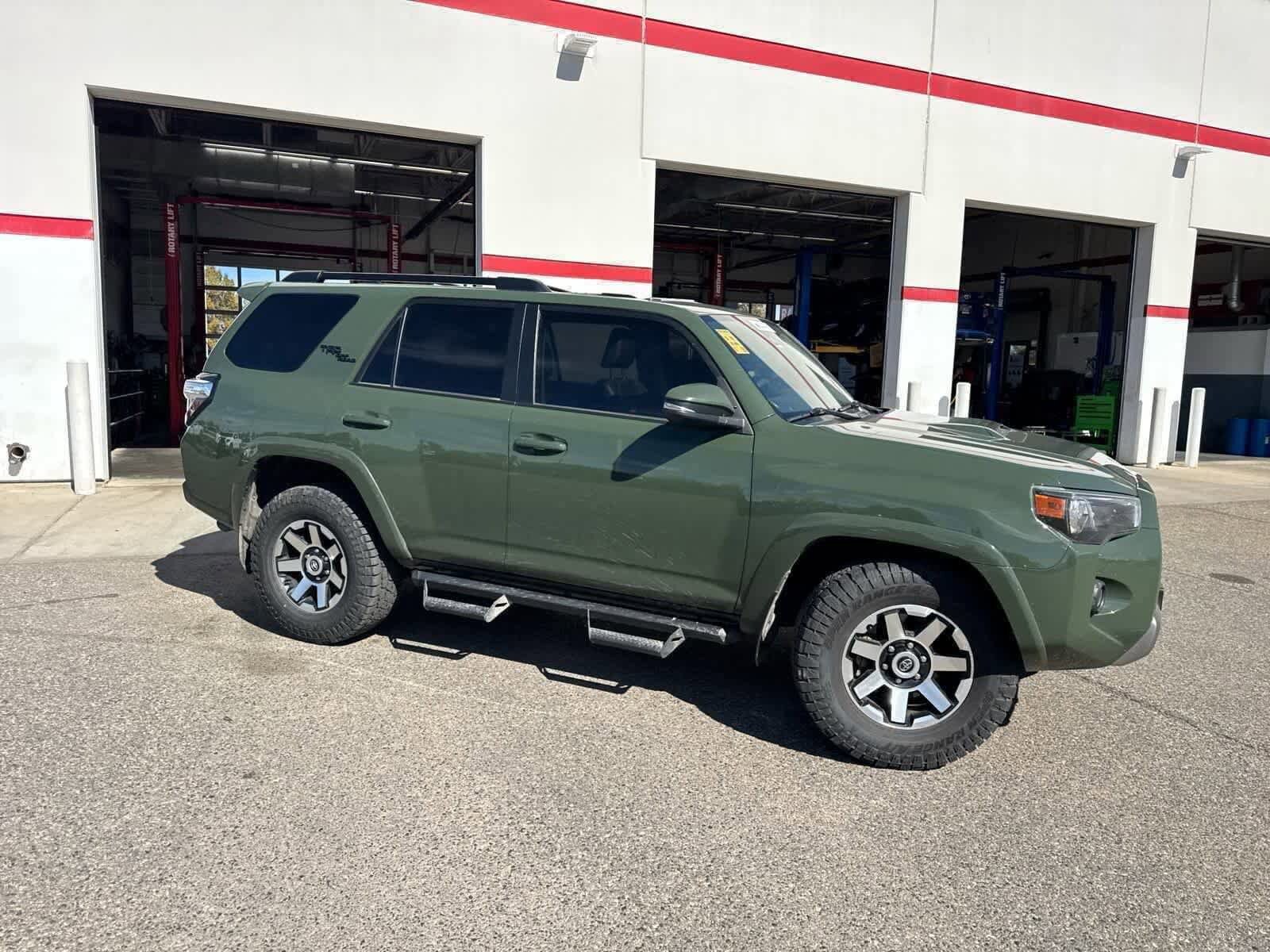 2022 Toyota 4Runner TRD Premium photo 3