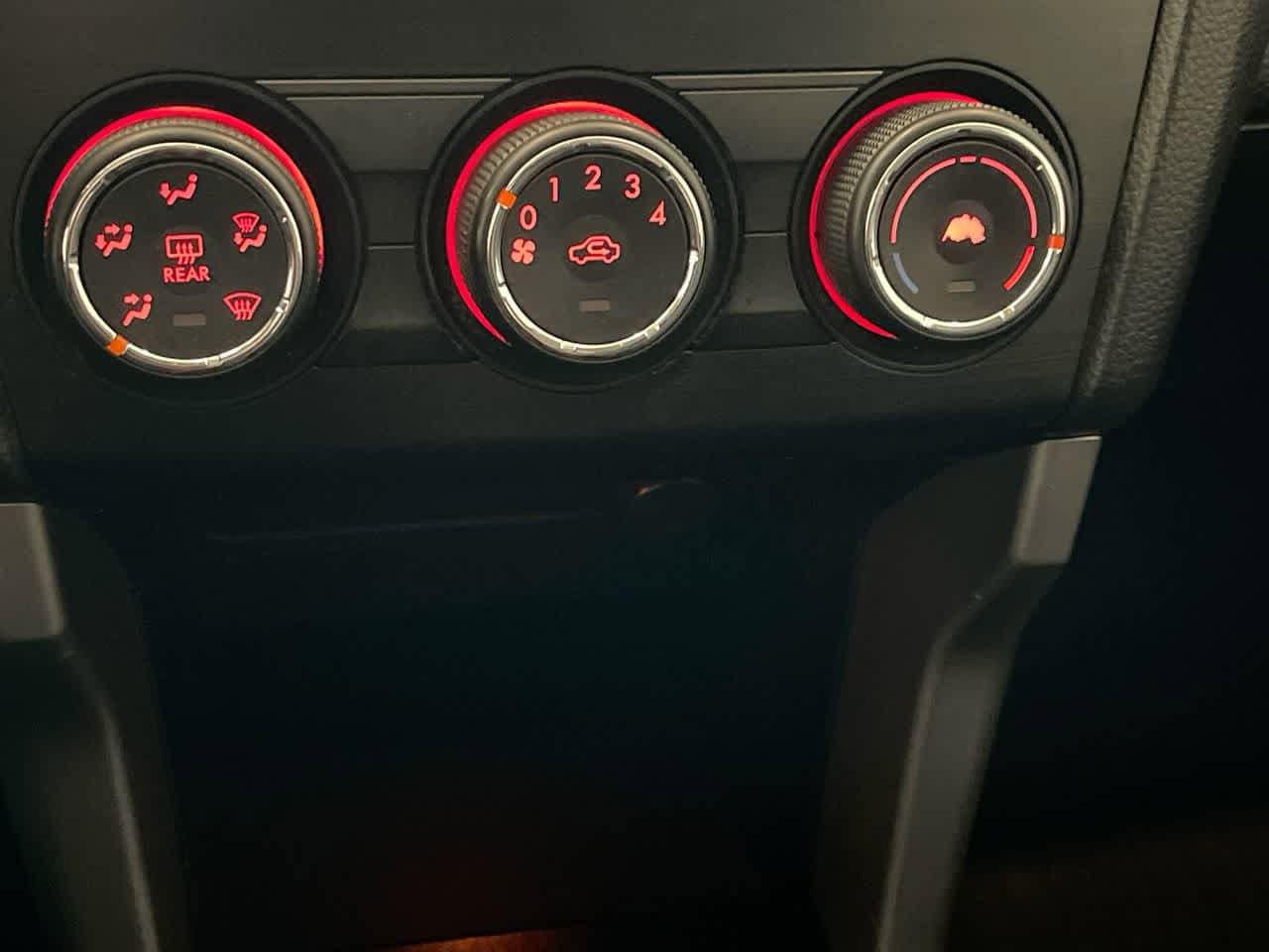 Thumbnail: 2015 Subaru Forester - 18