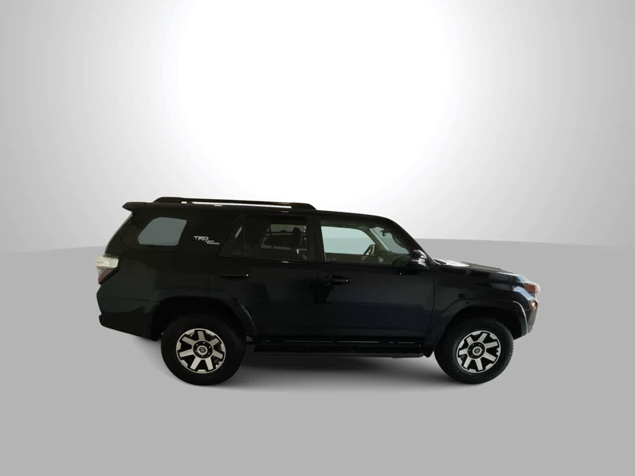 Thumbnail: 2020 Toyota 4Runner - 9