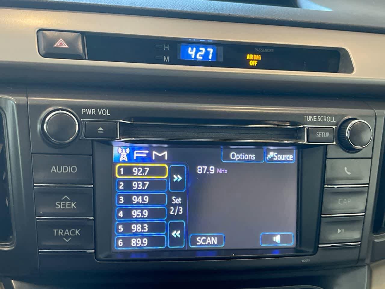 Thumbnail: 2013 Toyota RAV4 - 16