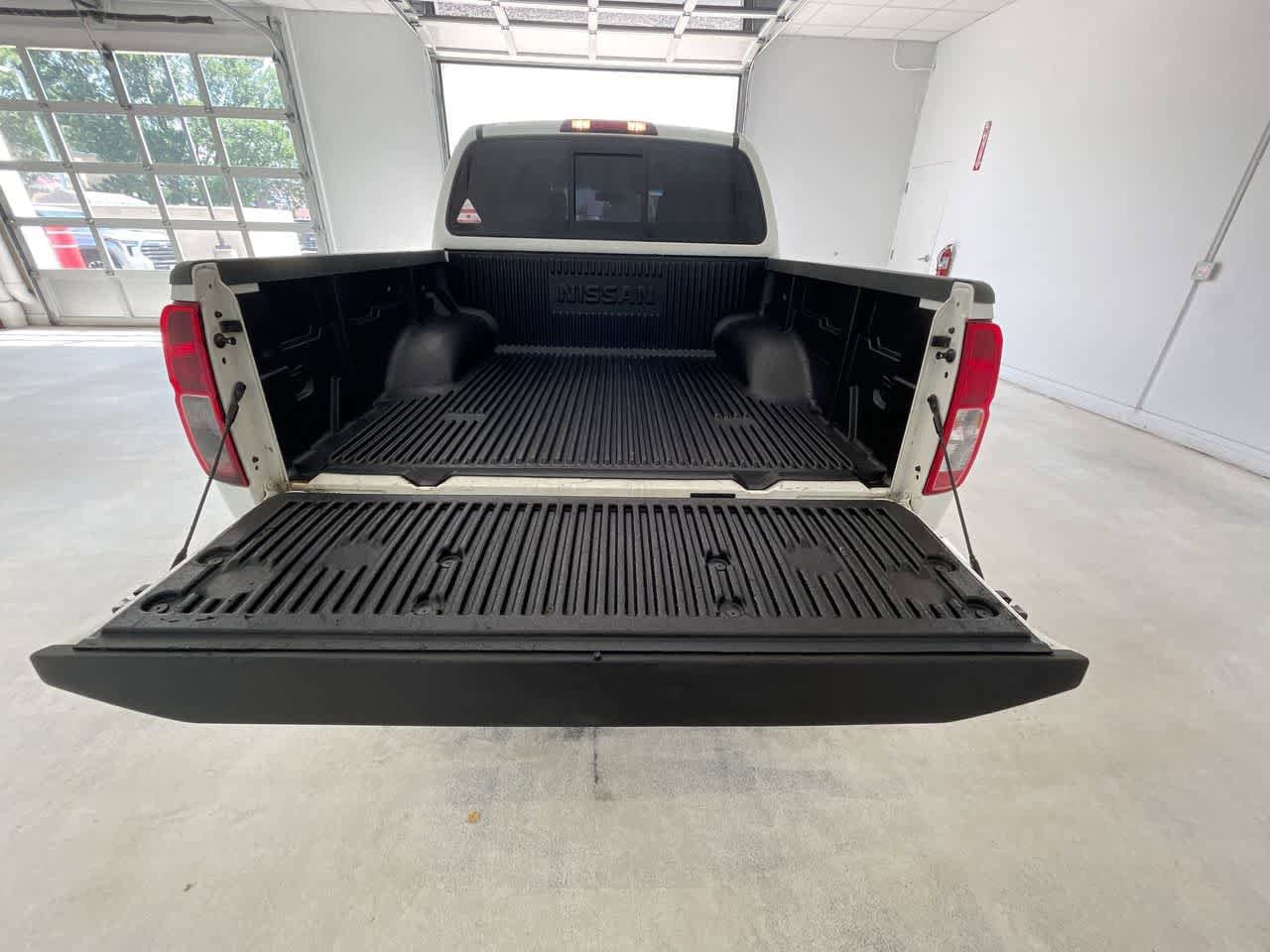 Thumbnail: 2017 Nissan Frontier - 21