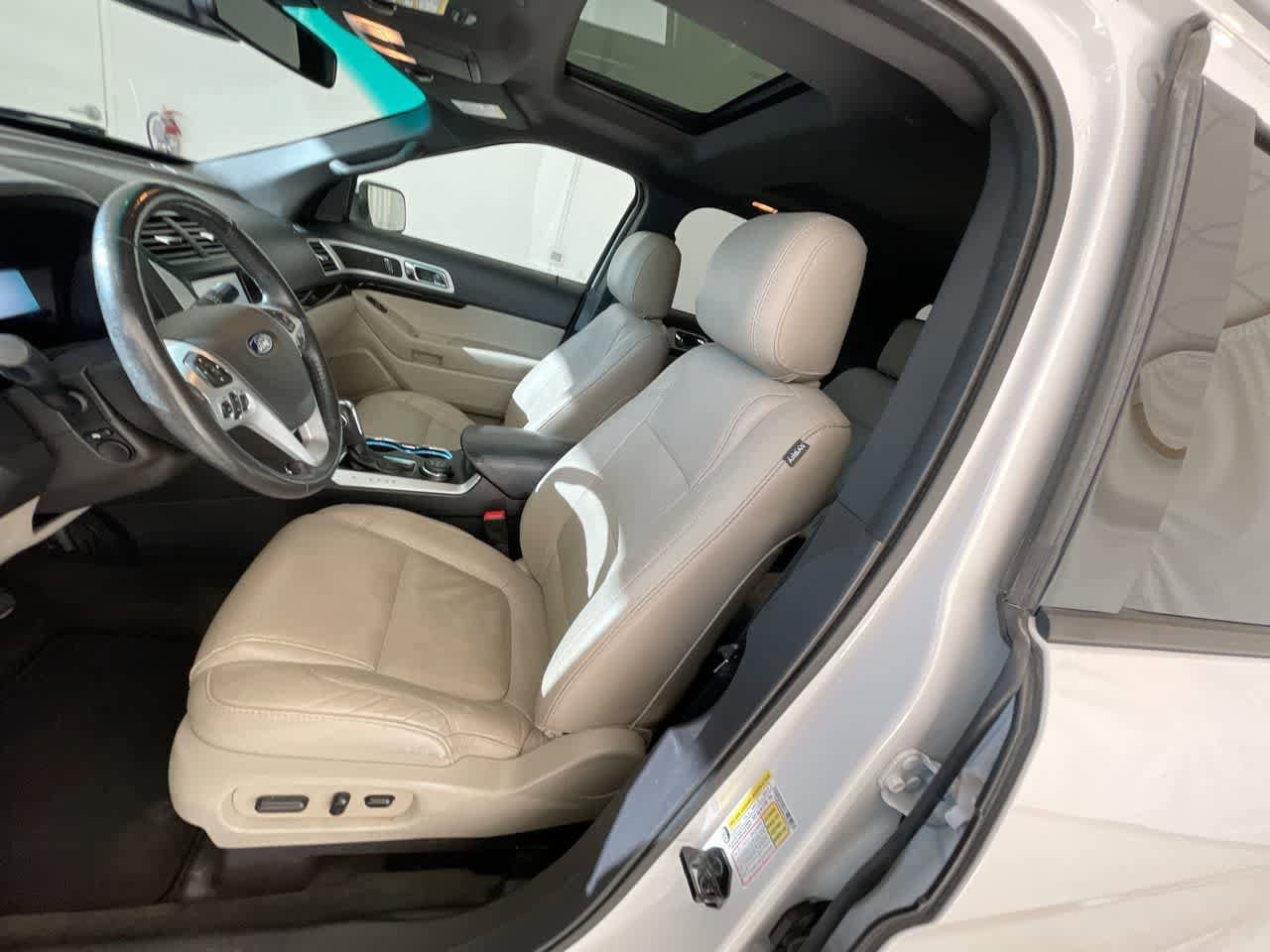 2014 Ford Explorer Limited 11