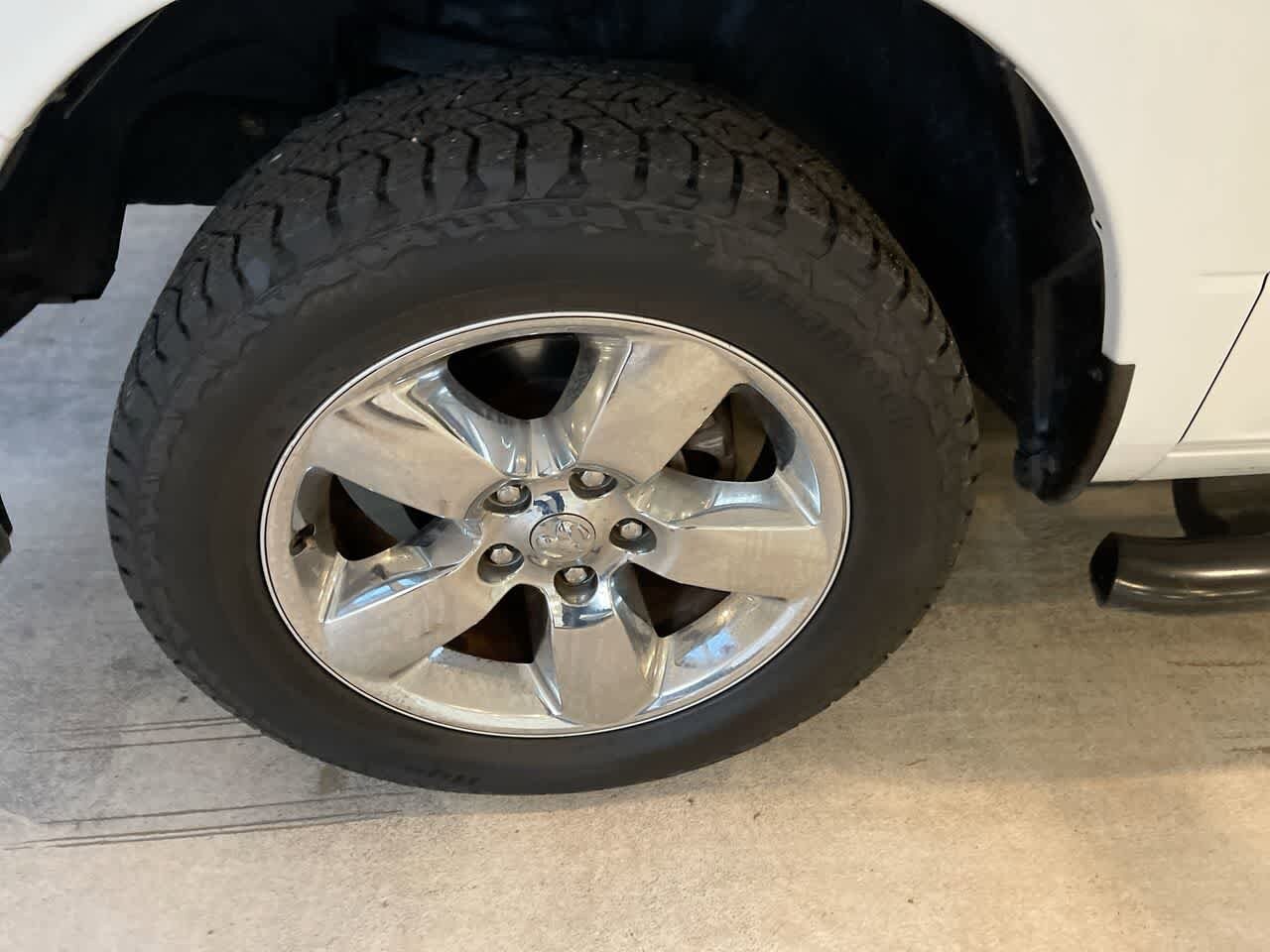 Thumbnail: 2019 RAM 1500 Classic - 10