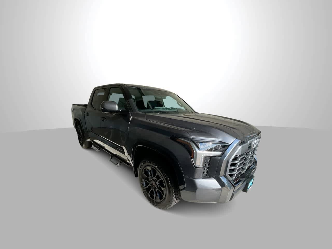 2025 Toyota Tundra Platinum CrewMax photo 2
