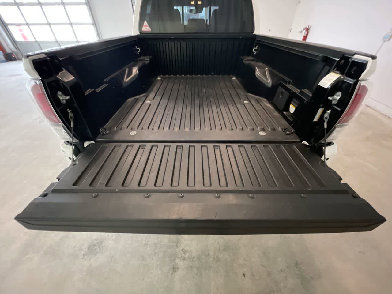 Thumbnail: 2021 Toyota Tacoma - 23