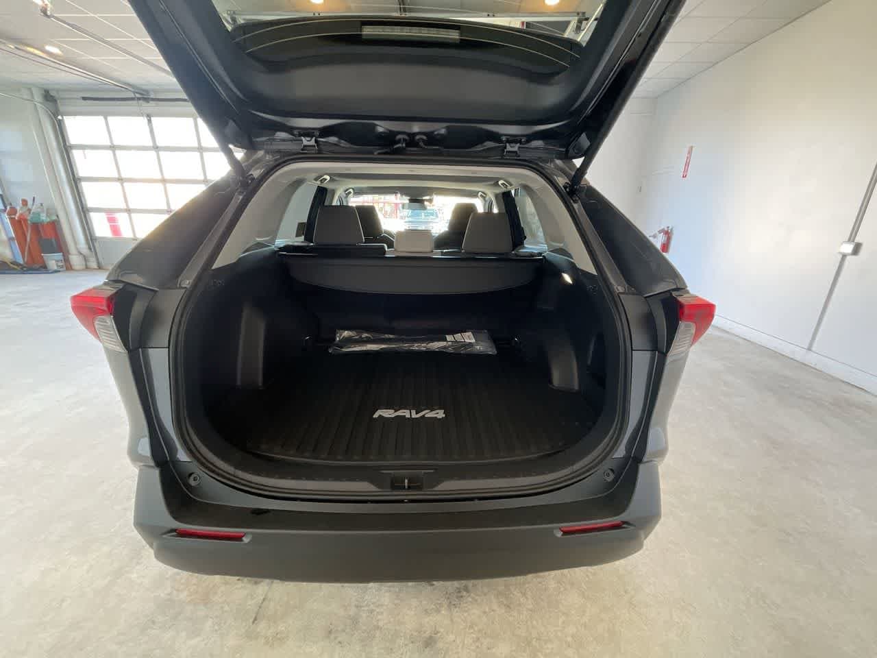 Thumbnail: 2025 Toyota RAV4 - 24