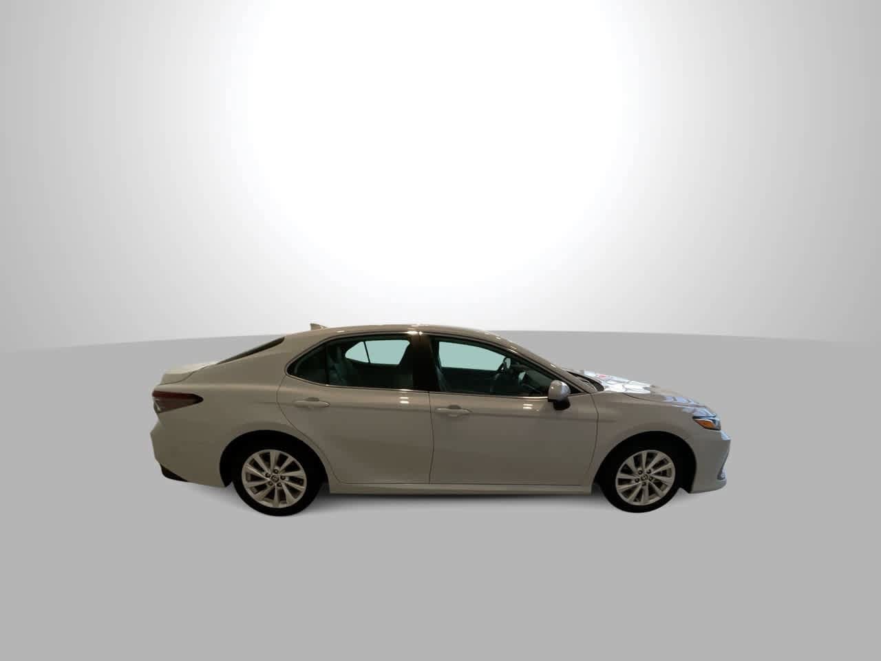 Thumbnail: 2024 Toyota Camry - 9