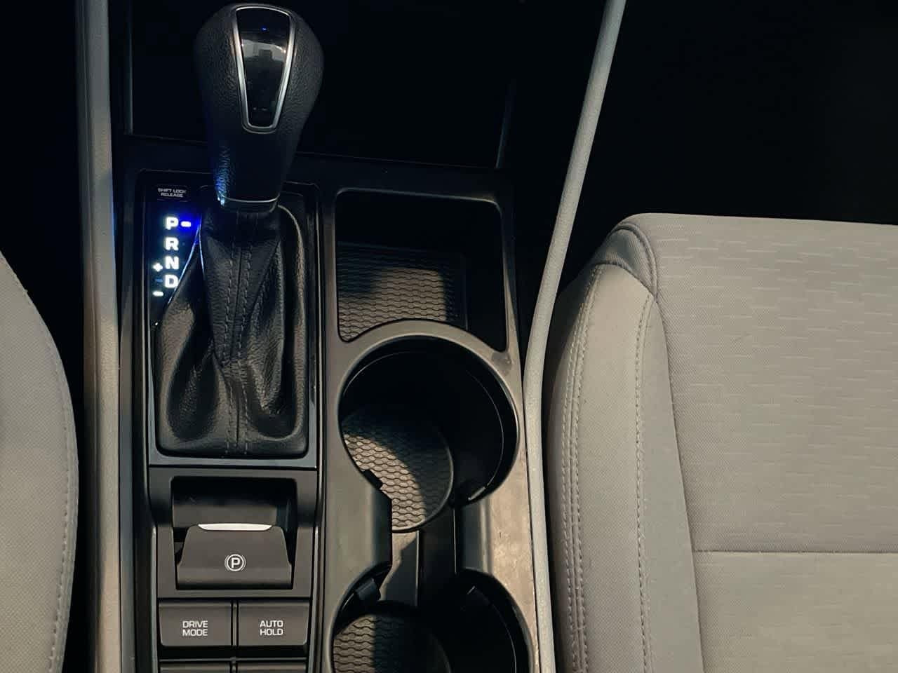 Thumbnail: 2020 Hyundai Tucson - 18