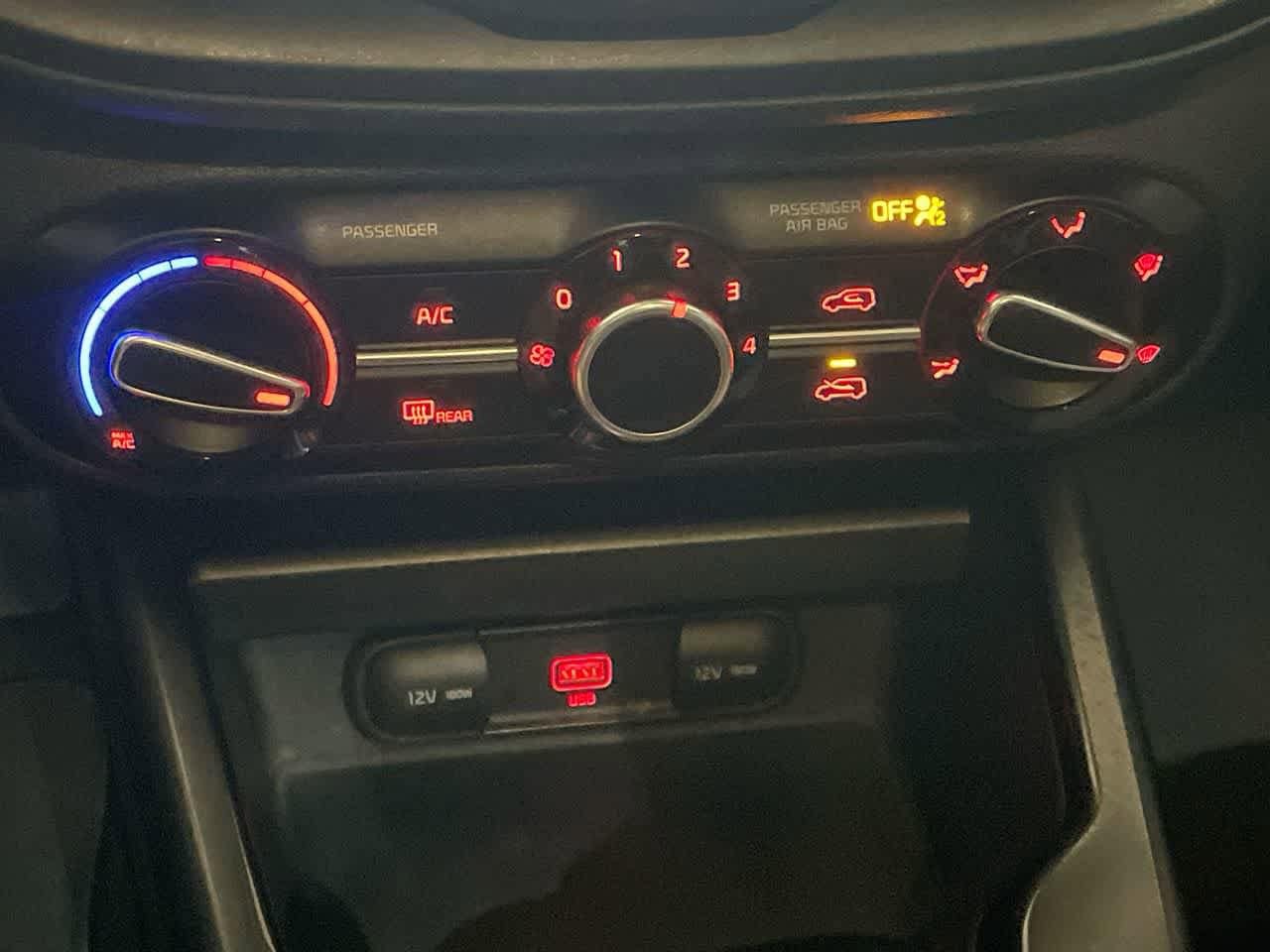 Thumbnail: 2021 Kia Soul - 18