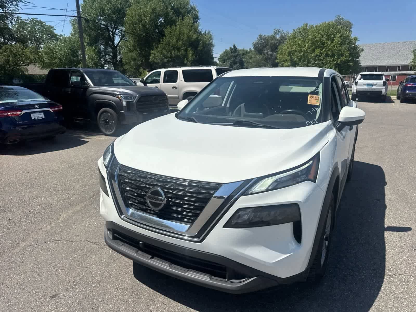 Thumbnail: 2021 Nissan Rogue - 4
