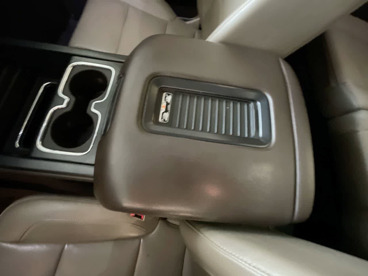 Thumbnail: 2018 Chevrolet Silverado 1500 - 21