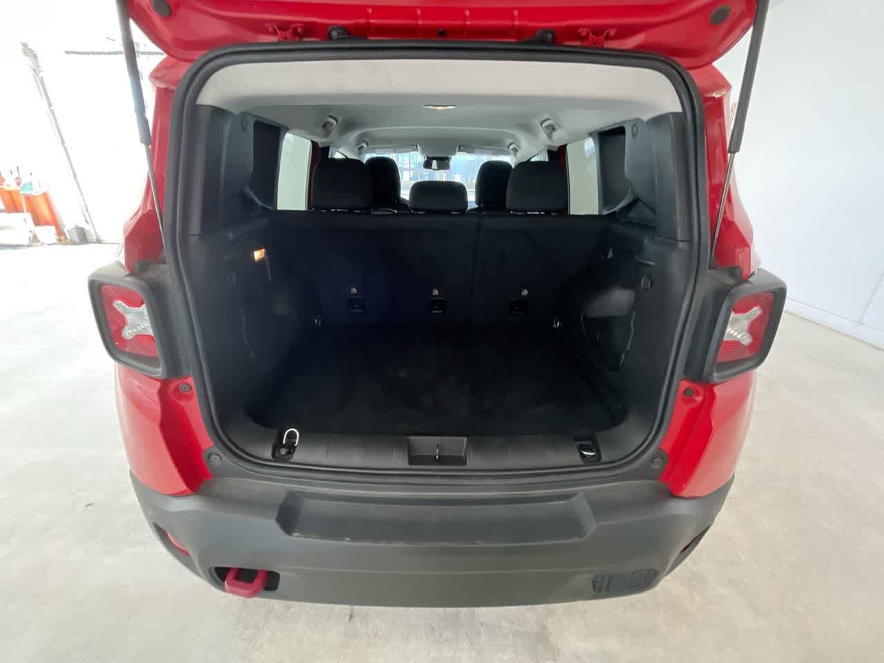 Thumbnail: 2023 Jeep Renegade - 23