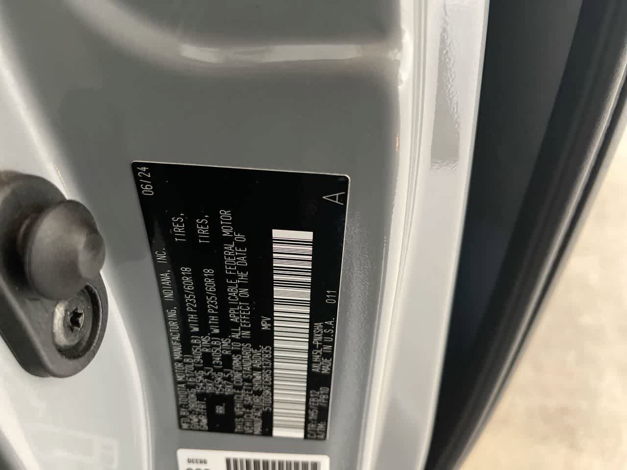 Thumbnail: 2024 Toyota Sienna - 29