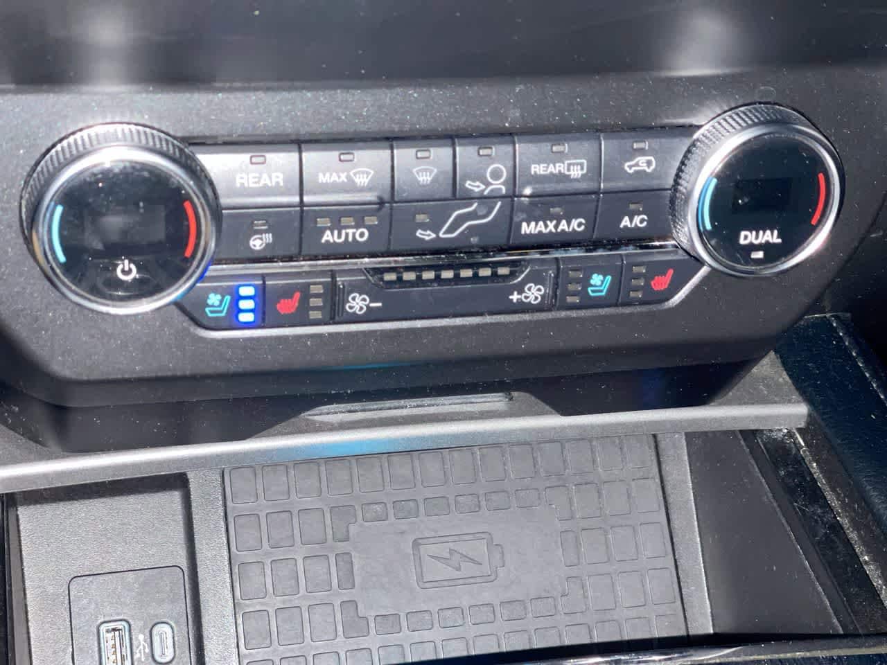 Thumbnail: 2020 Ford Expedition - 19