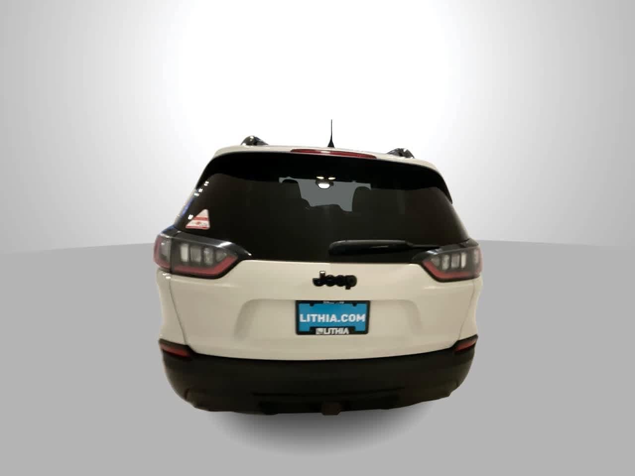 Thumbnail: 2019 Jeep Cherokee - 7