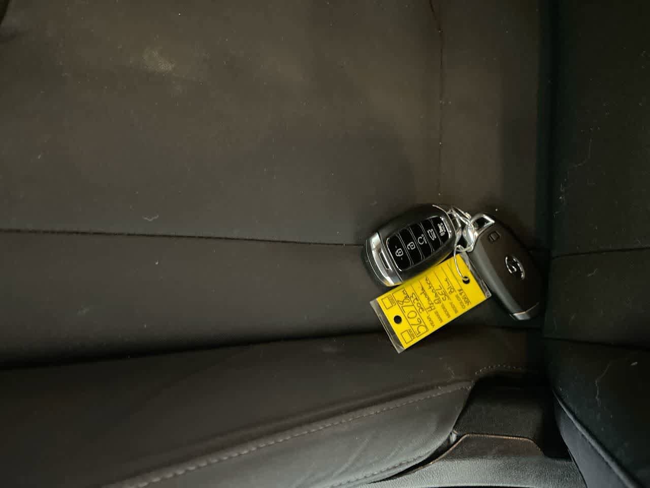 Thumbnail: 2023 Hyundai Elantra - 26