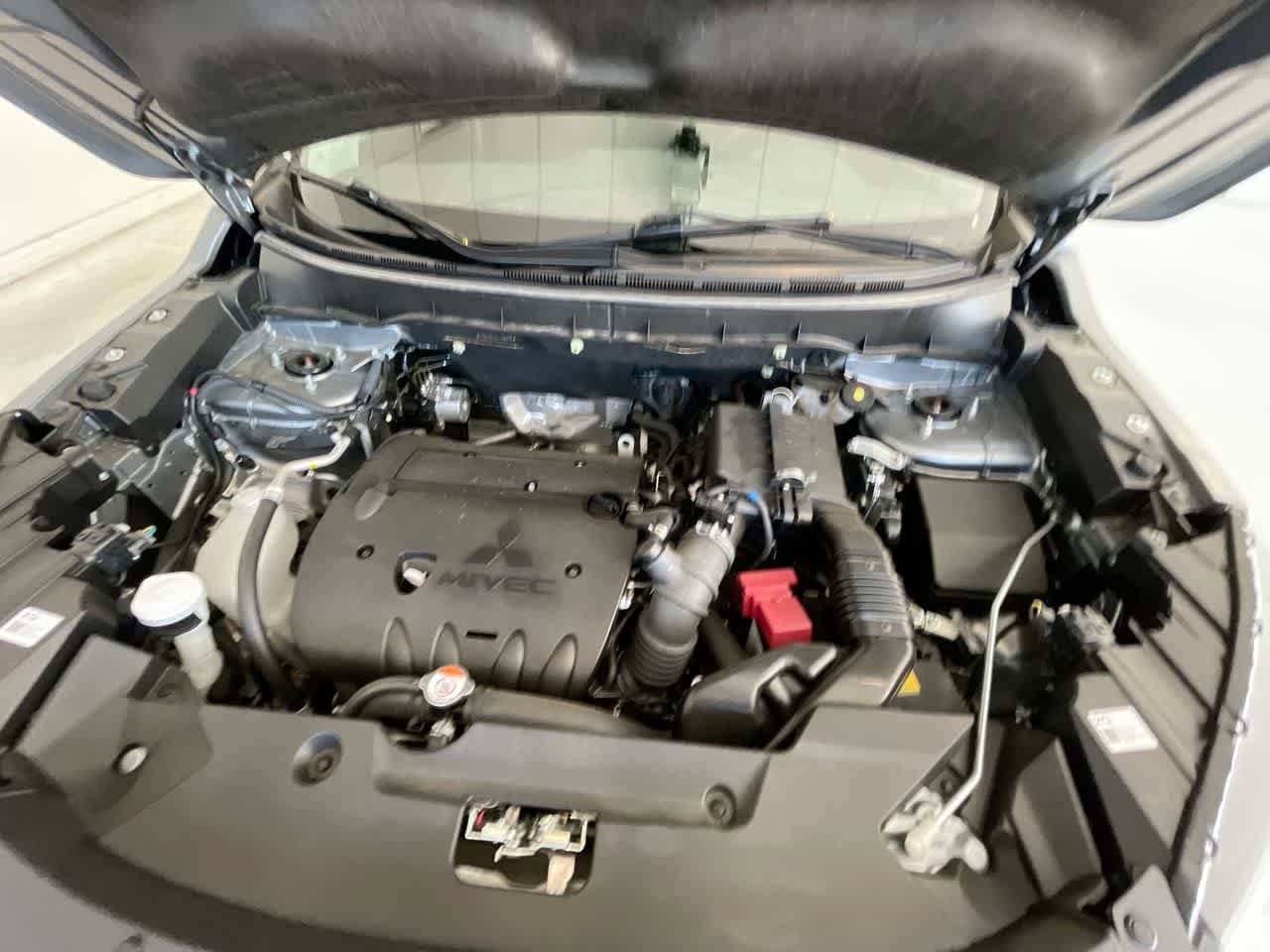 Thumbnail: 2024 Mitsubishi Outlander Sport - 24