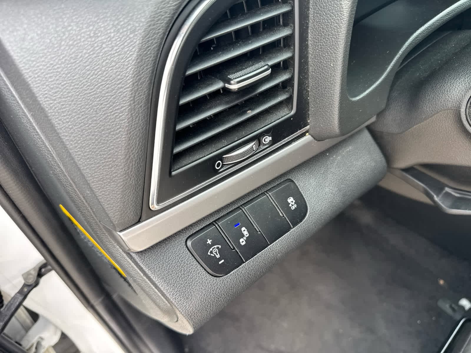 2018 Hyundai Elantra SEL 20