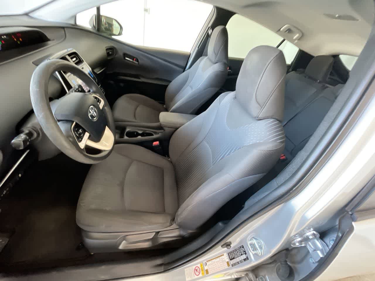 Thumbnail: 2017 Toyota Prius - 11