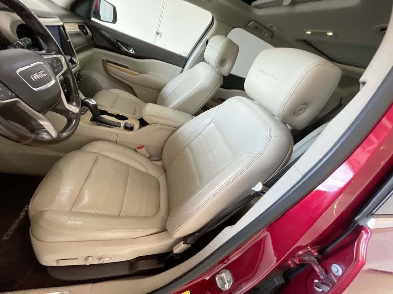 Thumbnail: 2019 GMC Acadia - 11