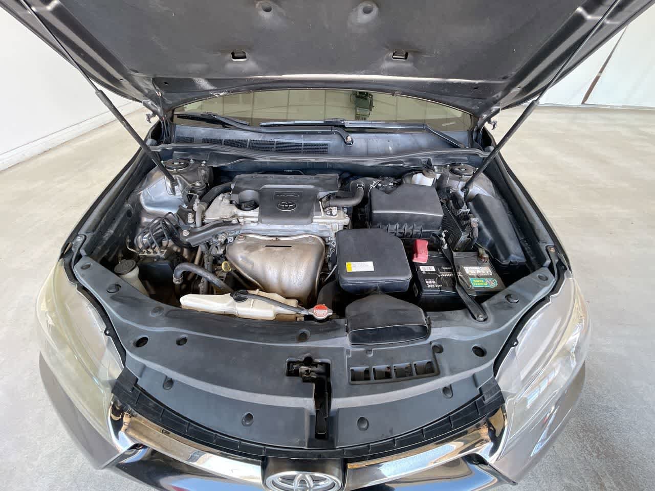 Thumbnail: 2016 Toyota Camry - 24