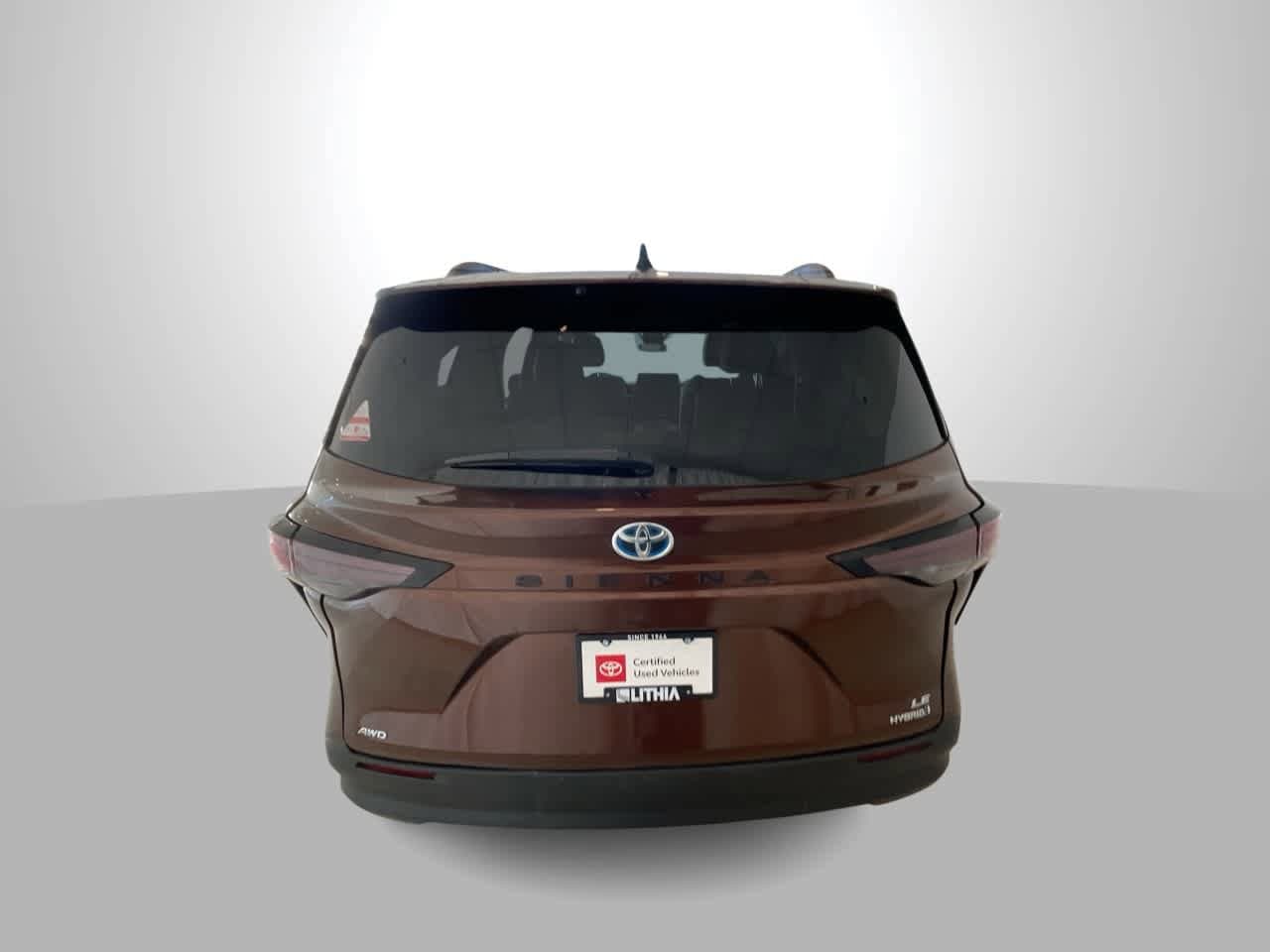 Thumbnail: 2023 Toyota Sienna - 7