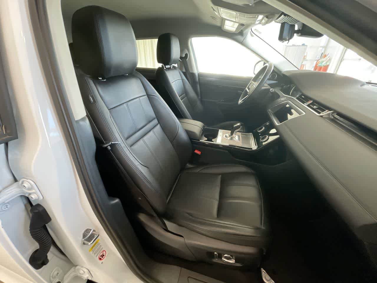 Thumbnail: 2022 Land Rover Range Rover Evoque - 24