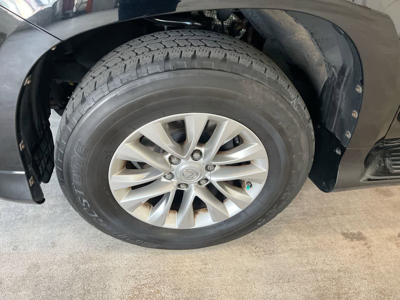 Thumbnail: 2019 Lexus GX - 10