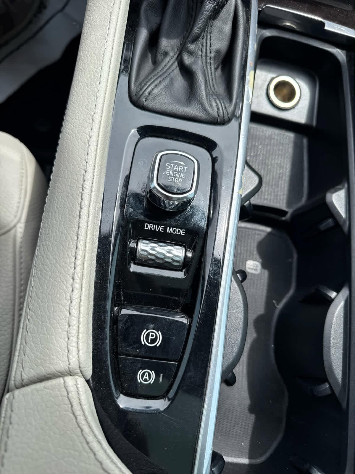 Thumbnail: 2019 Volvo XC90 - 41