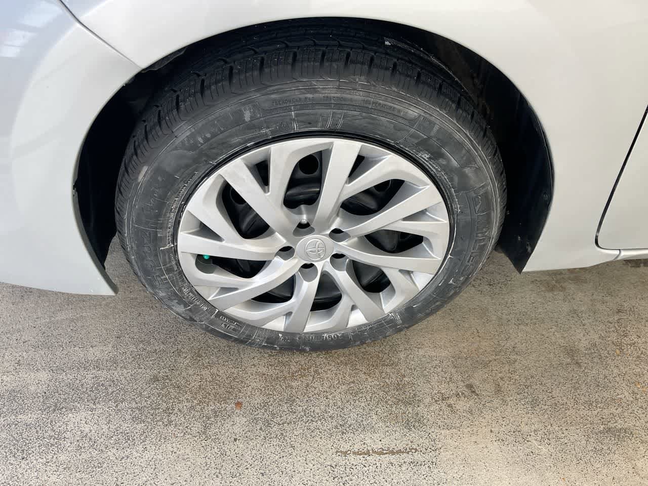 Thumbnail: 2019 Toyota Corolla - 10