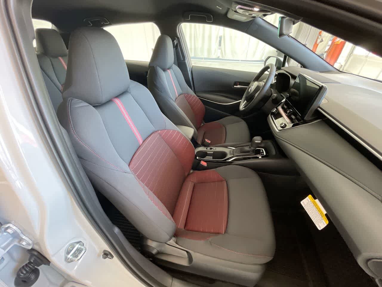 Thumbnail: 2025 Toyota Corolla - 24