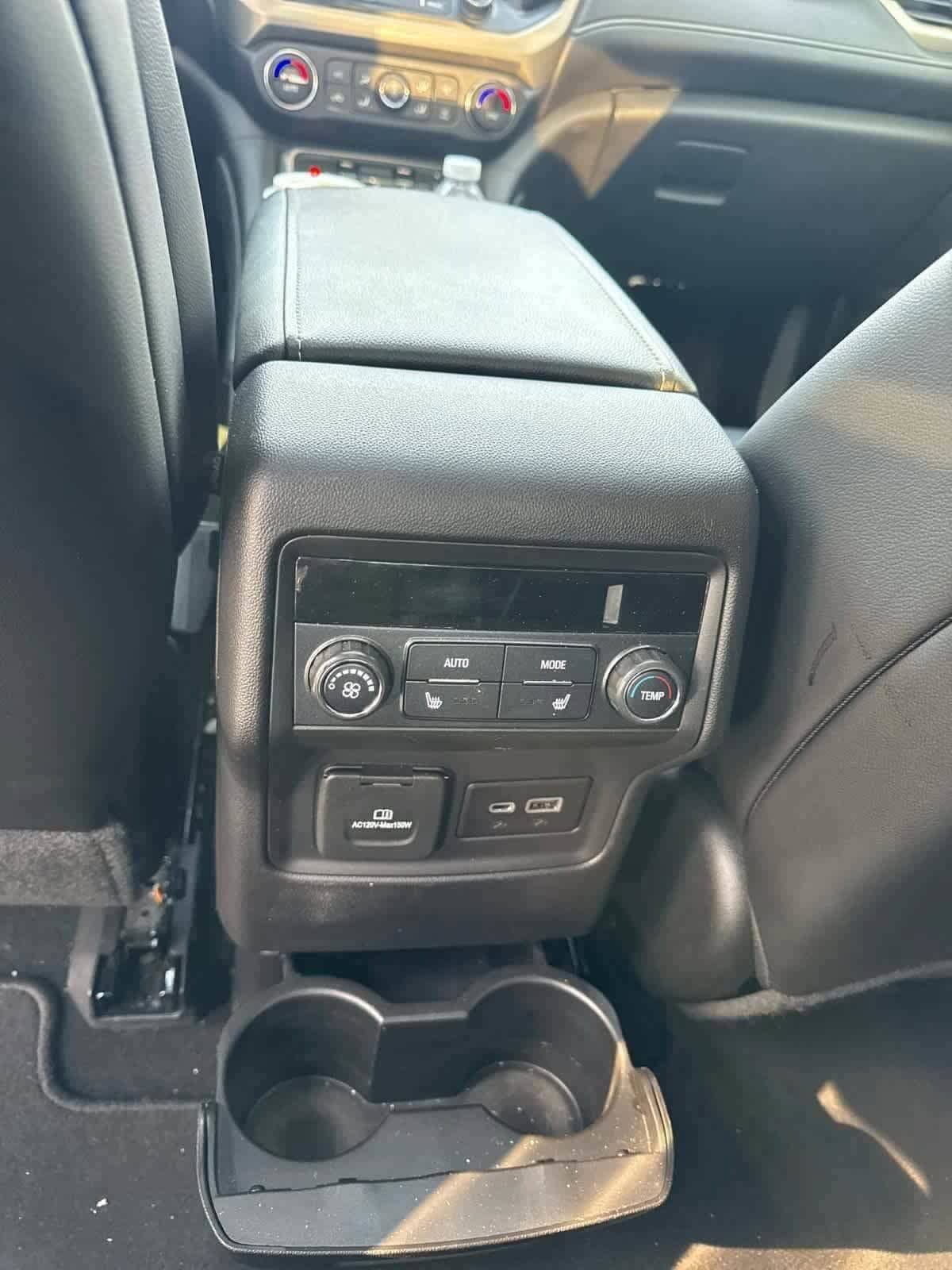 Thumbnail: 2021 GMC Acadia - 38