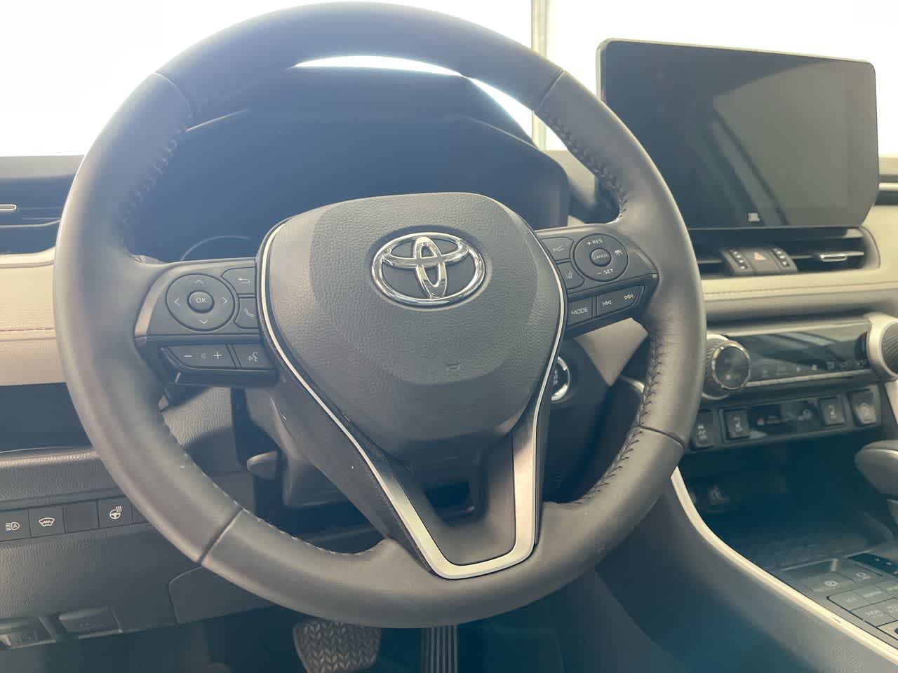 Thumbnail: 2024 Toyota RAV4 - 14