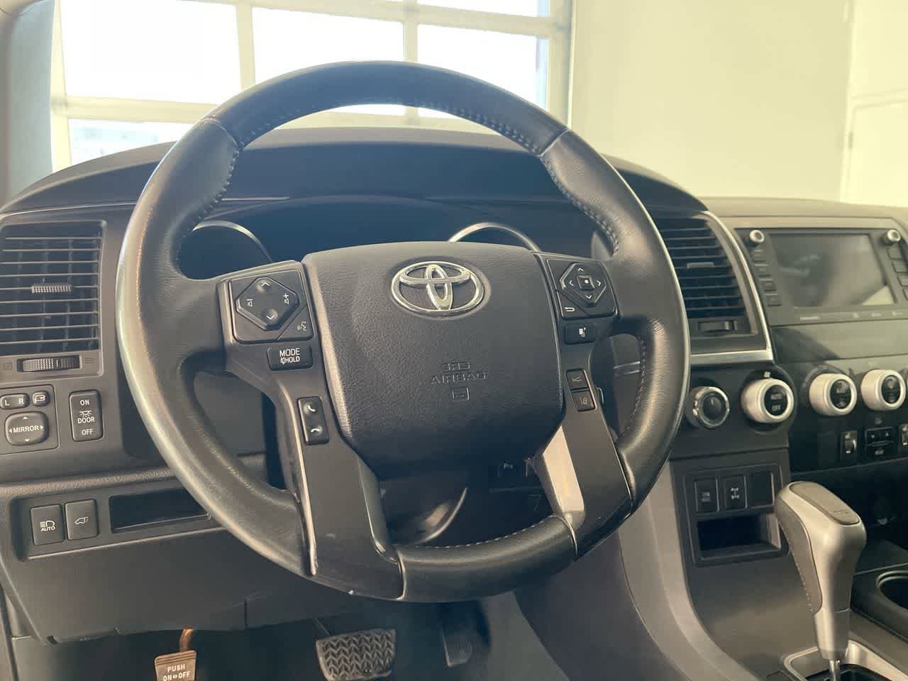 Thumbnail: 2021 Toyota Sequoia - 14