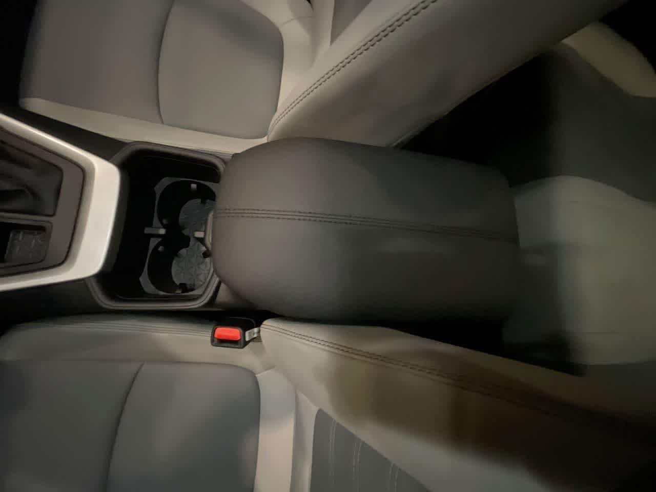 Thumbnail: 2025 Toyota RAV4 - 21