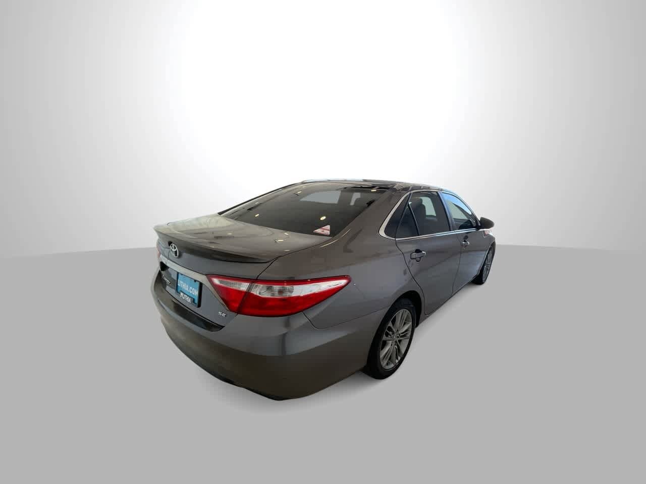 Thumbnail: 2016 Toyota Camry - 8